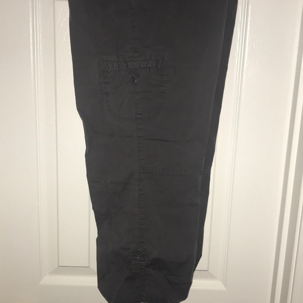 Capris - Picture 2 of 7